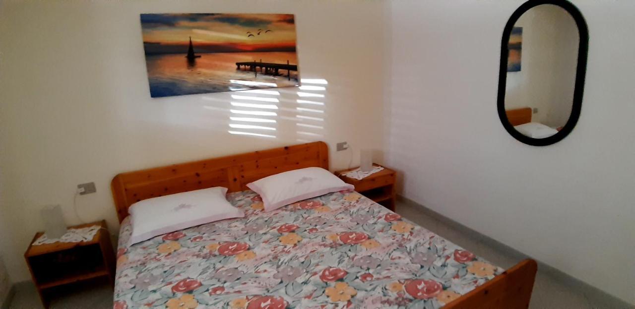 Phiniscollis B&B La Caletta Luaran gambar